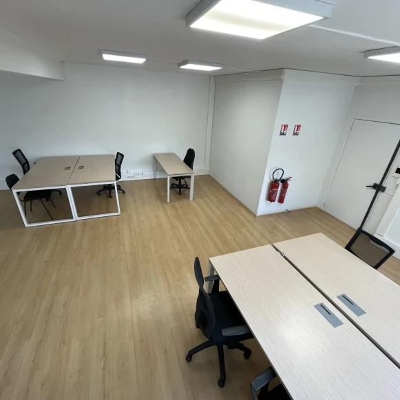 Bureau privé 45 m² 10 postes Location bureau Rue Garibaldi Lyon 69007 - photo 11