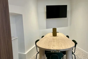 Bureau privé - 44000 - 10 postes - 2000€