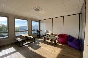 Bureau privé - 69570 - 2 postes - 700€