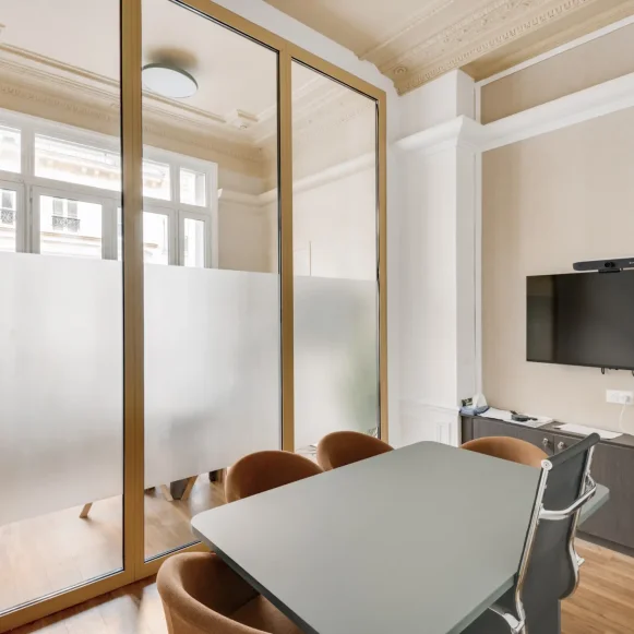 Espace indépendant 240 m² 36 postes Location bureau Rue de Trévise Paris 75009 - photo 6