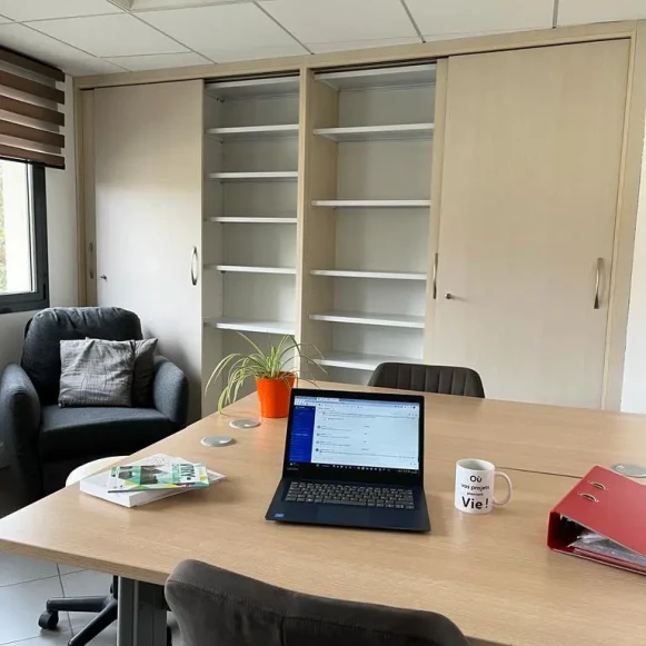 Bureau privé 14 m² 1 poste Coworking Rue Francoeur Viry-Châtillon 91170 - photo 5