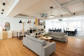 Espace indépendant - 75010 - 24 postes - 13500€