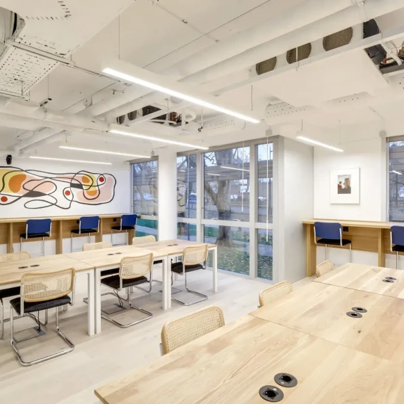 Bureau privé 76 m² 19 postes Location bureau Rue des Pirogues de Bercy Paris 75012 - photo 4