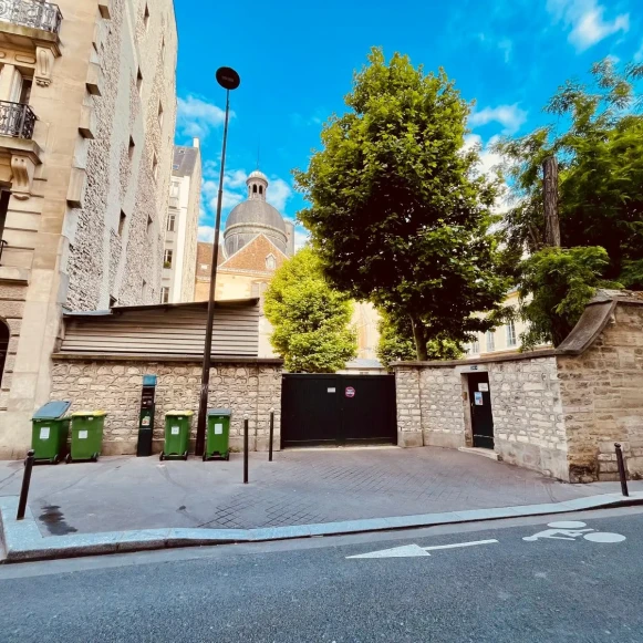 Bureau privé 15 m² 3 postes Location bureau Rue Cassette Paris 75006 - photo 2