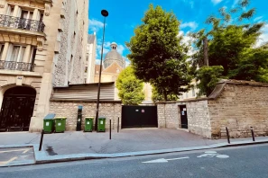 Bureau privé - 75006 - 3 postes - 1650€