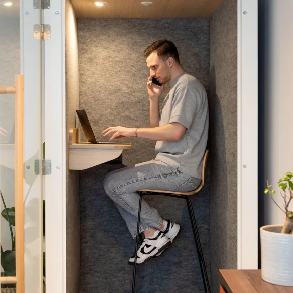 Bureau privé 40 m² 12 postes Coworking Rue Tisserand Paris 75015 - photo 7
