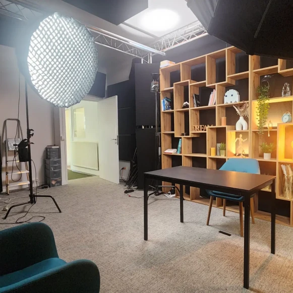 Bureau privé 25 m² 5 postes Location bureau Rue Jean Bleuzen Vanves 92170 - photo 11