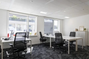 Bureau privé - 92130 - 10 postes - 3300€