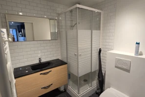 Espace indépendant - 92170 - 6 postes - 1250€