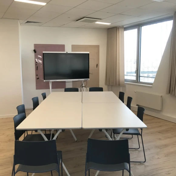 Bureau privé 15 m² 4 postes Coworking Rue de Châtillon Rennes 35000 - photo 7