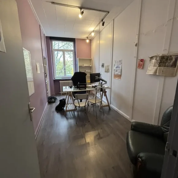 Bureau privé 12 m² 1 poste Coworking Place Jean Jaurès Saint-Étienne 42000 - photo 3