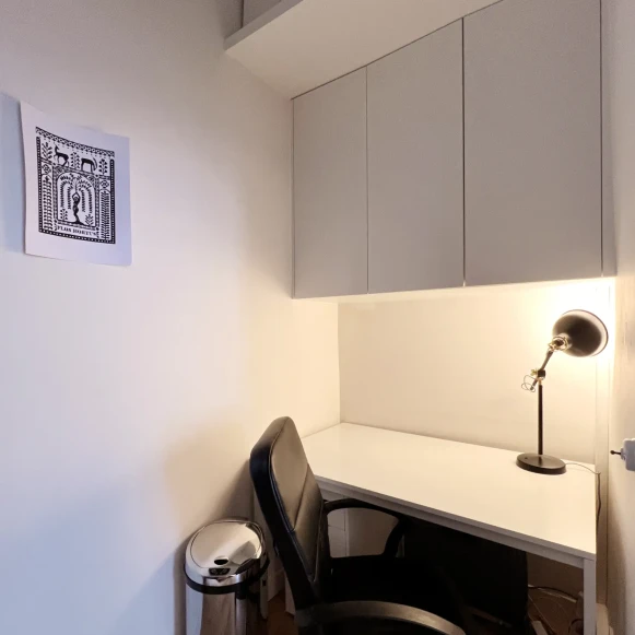 Open Space  1 poste Location bureau Rue d'Amsterdam Paris 75008 - photo 2