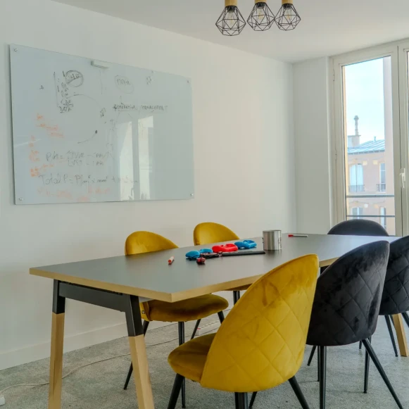 Open Space  6 postes Coworking Cité Paradis Paris 75010 - photo 3