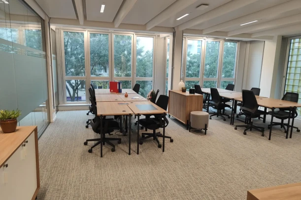 Bureau privé - 75013 - 8 postes - 4480€