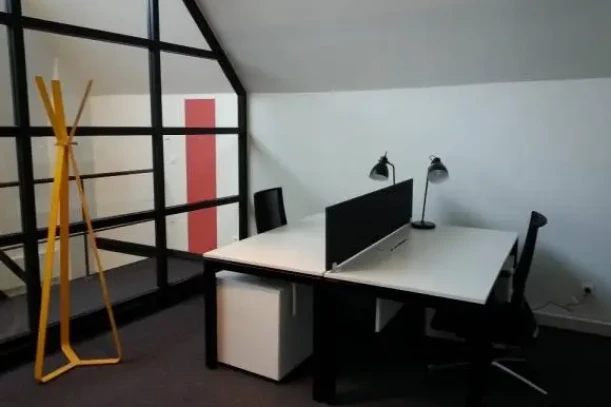 Bureau privé - 59100 - 3 postes - 559€
