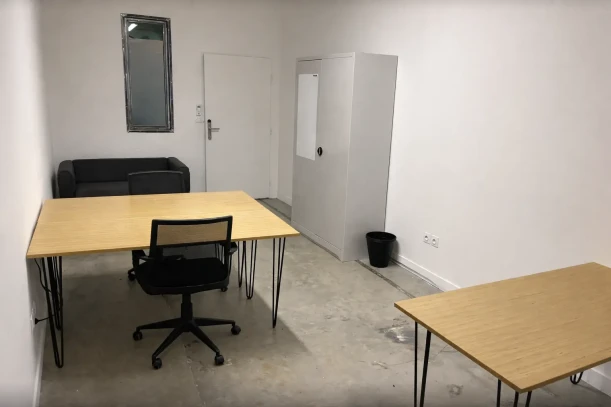 Bureau privé - 34970 - 3 postes - 1275€
