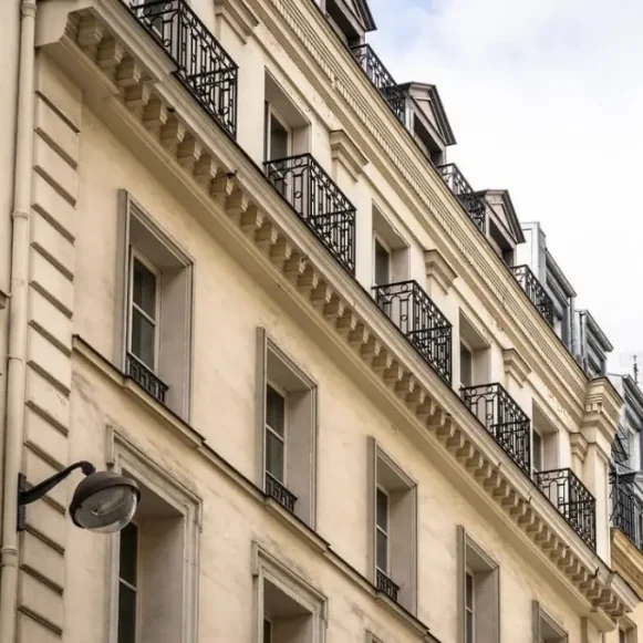 Espace indépendant 370 m² 60 postes Location bureau Rue Saint-Augustin Paris 75002 - photo 2