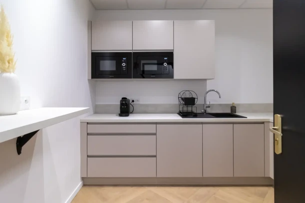 Bureau privé - 76620 - 1 poste - 590€