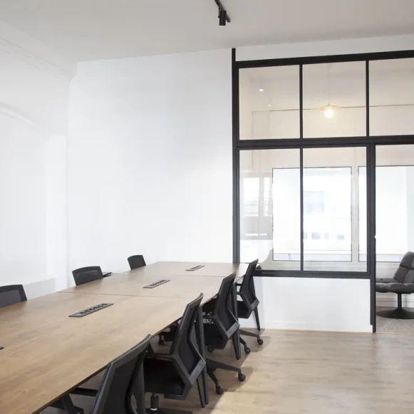 Espace indépendant 200 m² 35 postes Coworking Rue Louis Blanc Paris 75010 - photo 7