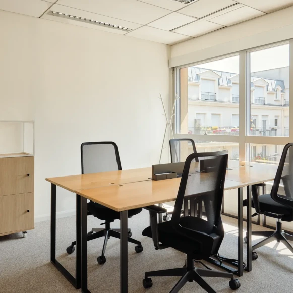 Bureau privé 71 m² 20 postes Coworking Rue de Sofia Paris 75018 - photo 3