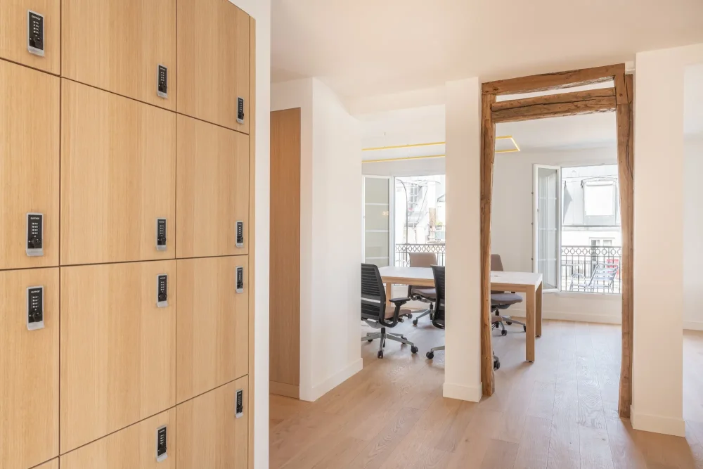 Espace indépendant - 75001 - 48 postes - 30000€