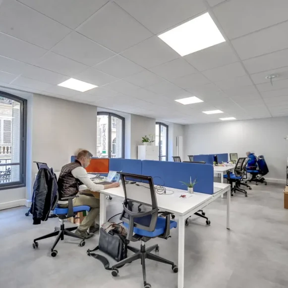 Espace indépendant 148 m² 24 postes Location bureau Rue d'Hauteville Paris 75010 - photo 1