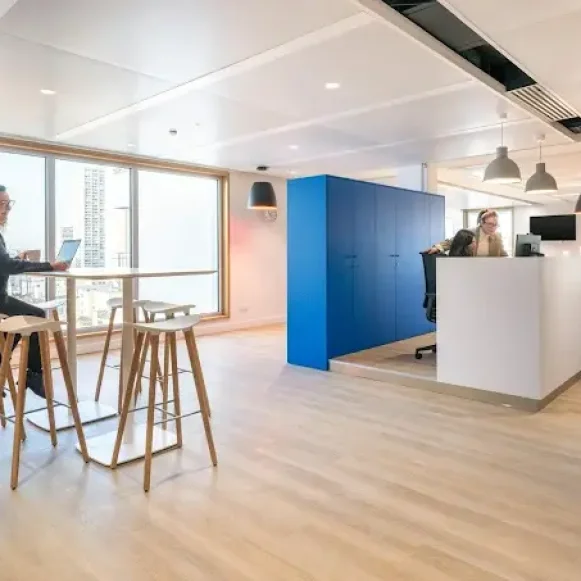 Bureau privé 28 m² 8 postes Location bureau Rue du Château des Rentiers Paris 75013 - photo 8