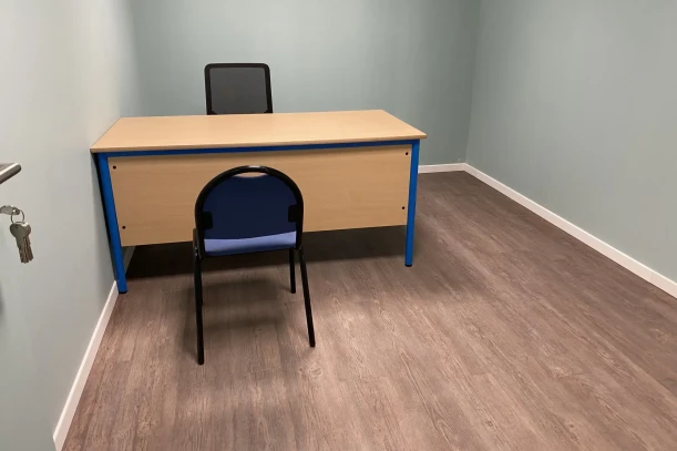 Bureau privé - 78990 - 1 poste - 297€