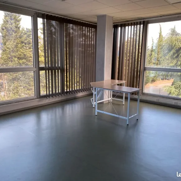 Bureau privé 29 m² 3 postes Location bureau Chemin de la Chasse Colomiers 31770 - photo 3