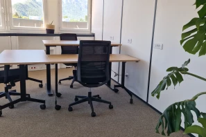 Open Space - 38760 - 10 postes - 250€