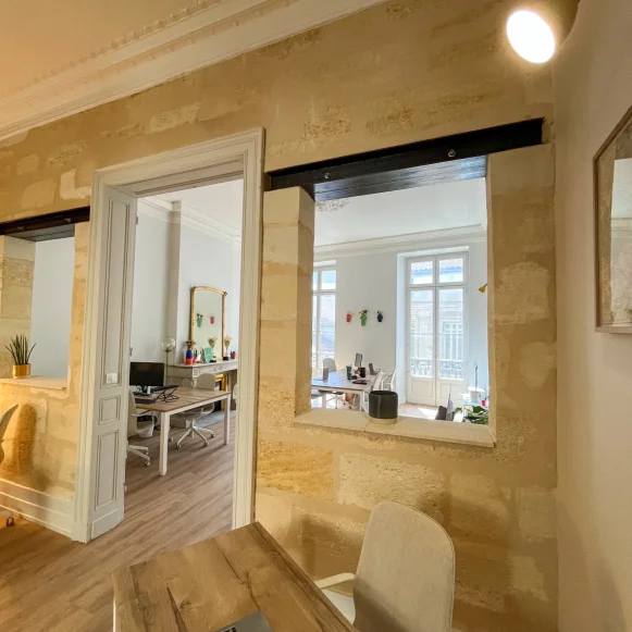 Open Space  5 postes Coworking Rue Paul Berthelot Bordeaux 33300 - photo 9