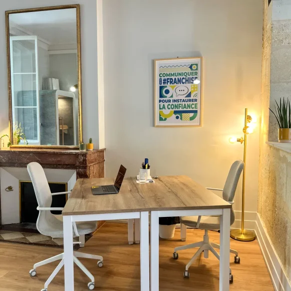 Open Space  5 postes Coworking Rue Paul Berthelot Bordeaux 33300 - photo 4