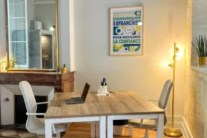 Open Space - 33300 - 5 postes - 239€