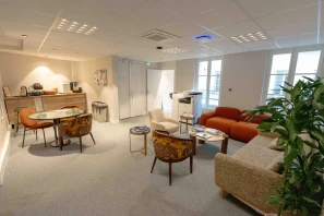 Espace indépendant - 75002 - 25 postes - 13500€