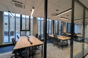 Bureau privé - 44300 - 14 postes - 3430€