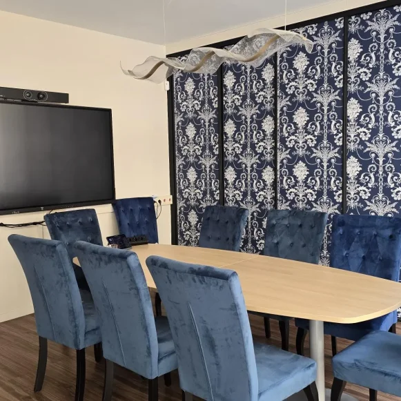 Bureau privé 70 m² 10 postes Coworking Rue Lagrange Paris 75005 - photo 2