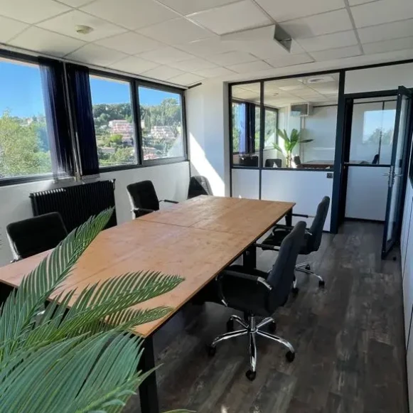 Bureau privé 35 m² 5 postes Coworking Avenue Bel Air Villeneuve-Loubet 06270 - photo 6