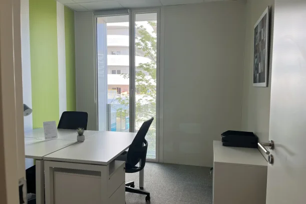Bureau privé - 44000 - 2 postes - 1356€