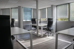 Bureau privé - 69100 - 8 postes - 2200€