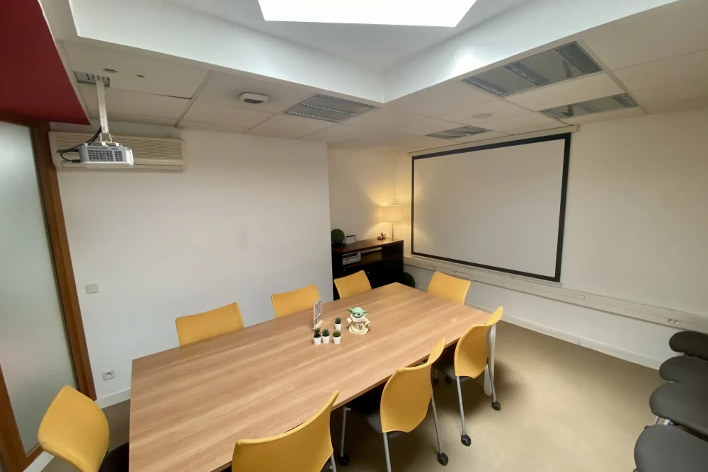 Bureau privé - 73000 - 6 postes - 750€