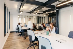 Bureau privé - 93400 - 8 postes - 2920€