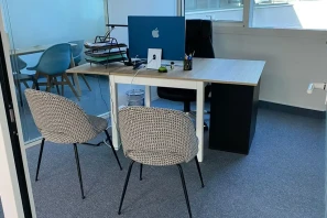 Bureau privé - 06560 - 1 poste - 600€