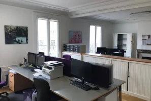 Open Space - 75016 - 8 postes - 650€