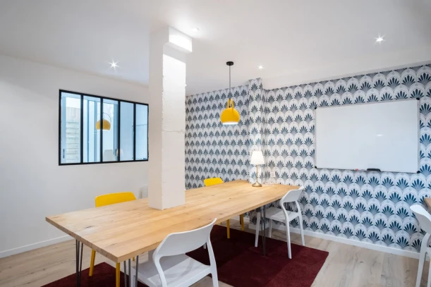 Bureau privé - 33000 - 6 postes - 900€