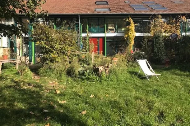 Open Space - 94200 - 1 poste - 190€