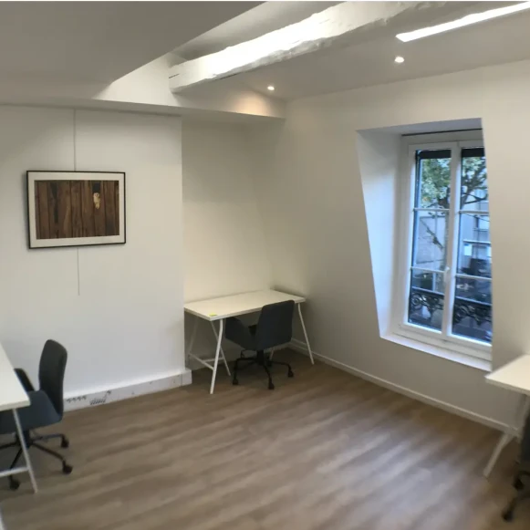 Bureau privé 33 m² 8 postes Coworking Boulevard Victor Hugo Clichy 92110 - photo 3
