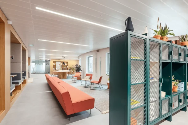 Bureau privé - 92800 - 5 postes - 3380€