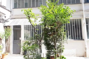 Open Space - 75010 - 1 poste - 275€