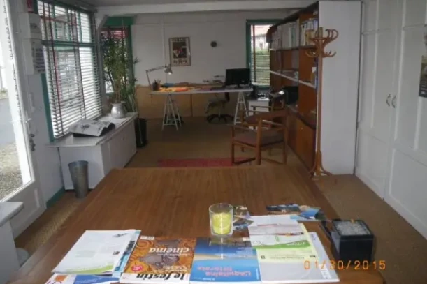 Open Space - 40170 - 1 poste - 250€