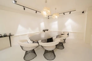 Bureau privé - 75007 - 9 postes - 3500€